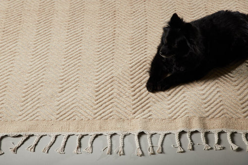 Rebellenclub Vloerkleed Dolores - 350 x 250 cm - Beige - vtwonen shop