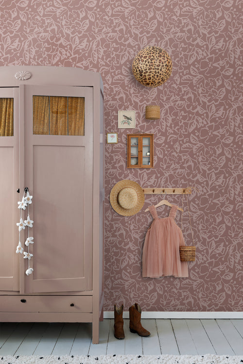 ESTAhome behang bladeren en bloemen mauve paars - 50 x 900 cm - 131373 - vtwonen shop