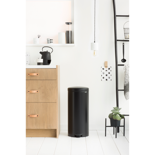 Brabantia NewIcon Pedaalemmer, 30 liter, kunststof binnenemmer 235863 - Matt Black