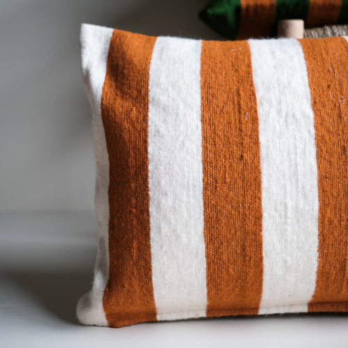 Household Hardware - kussen- Mosterd - Brede streep - vtwonen shop