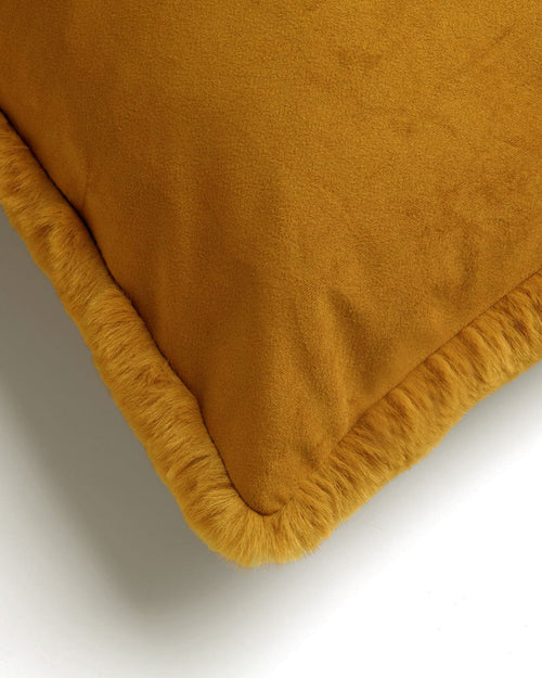 VOORDEELSET - 3-delig - Zaya & Harvey - 2 sierkussens 45x45 cm - 1 plaid 150x200 cm - geel