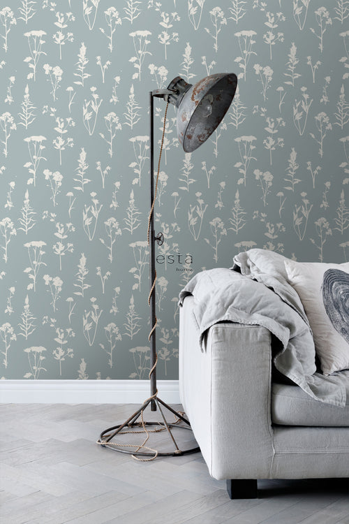 ESTAhome behang veldbloemen lichtblauw - 53 cm x 10.05 m - 139394