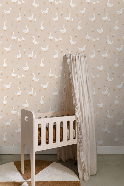 ESTAhome behang schattige ganzen beige en oranje - 50 x 900 cm - 131832