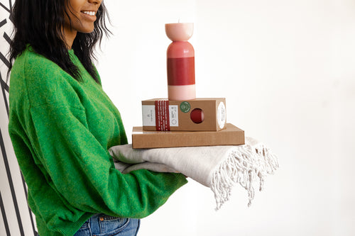 Originalhome kaars organische vorm - roodroze  - M - vtwonen shop