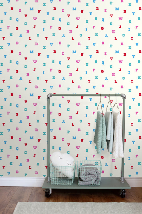 ESTAhome behang alfabet turquoise en roze - 53 cm x 10.05 m - 137325