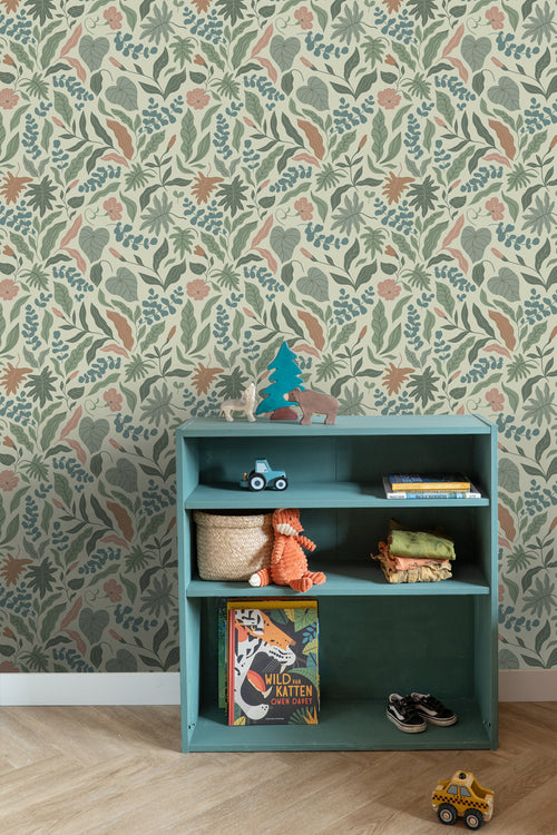 ESTAhome behang bladeren en bloemen donkergroen, blauw en roze - 50 x 900 cm - 131053 - vtwonen shop