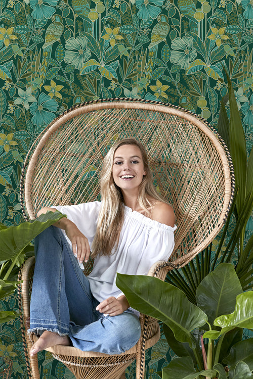 ESTAhome behang tropische bloemen en paradijsvogels donkergroen - 50 x 900 cm - 131158 - vtwonen shop