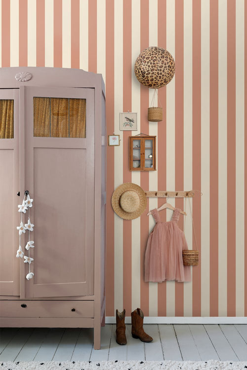 ESTAhome behang strepen roze en beige - 50 x 900 cm - 131922