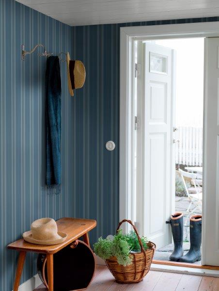 Borastapeter behang strepen vergrijsd blauw - 53 cm x 10.05 m - 660524 - vtwonen shop