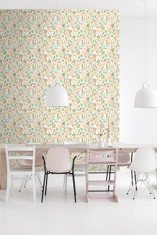 ESTAhome behang bladeren en bloemen groen, roze en oranje - 50 x 900 cm - 131048 - vtwonen shop