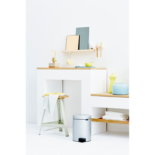 Brabantia NewIcon Pedaalemmer, 5 liter, kunststof binnenemmer - Metallic Grey