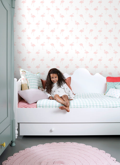ESTAhome behang flamingo's licht roze en wit - 53 cm x 10.05 m - 138918