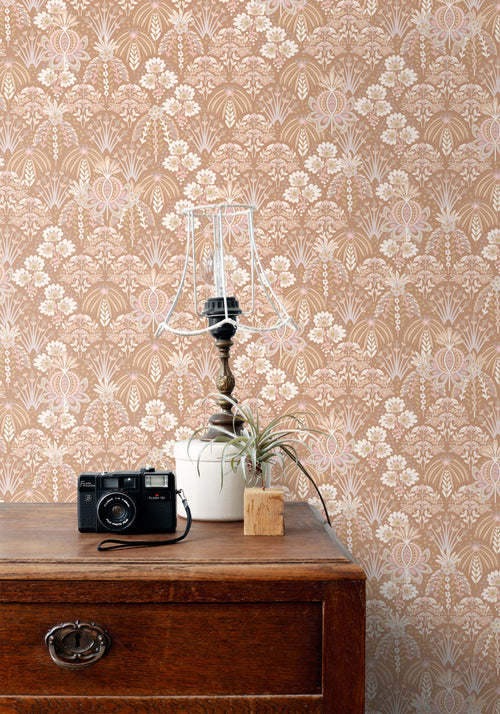 ESTAhome behang vintage bloemen in art nouveau stijl terracotta roze - 50 x 900 cm - 130971 - vtwonen shop