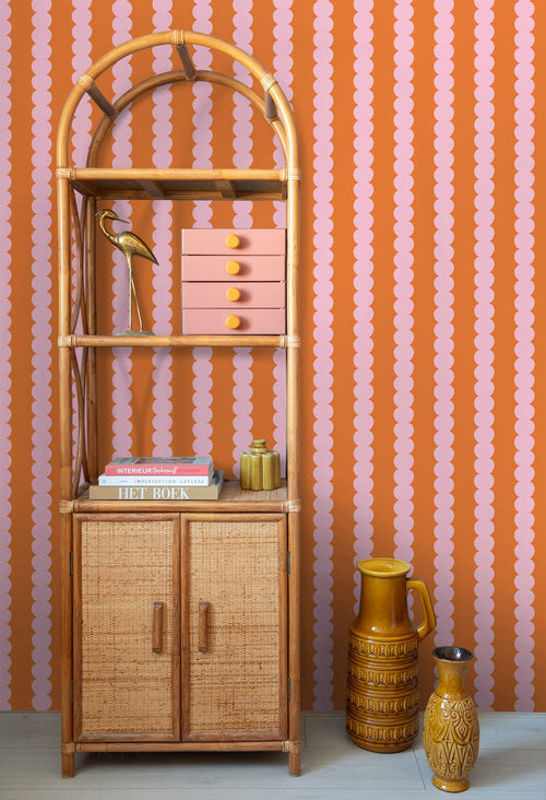 ESTAhome behang grafische print roze en oranje - 0.53 x 10.05 m - 131748