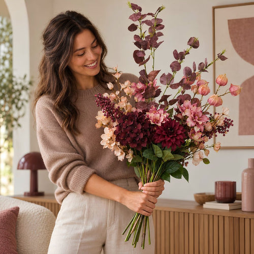 Mica Decorations Cassy Boeket Roze met 18 Stelen - Kunstboeket van Polyester in Roze en Bordeaux Tinten - Bloemenboeket voor Vaas of Dressoir - Lengte