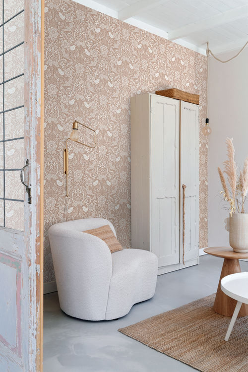ESTAhome behang bloemen en vogels in art nouveau stijl nude kleur en wit - 53 cm x 10.05 m - 139324