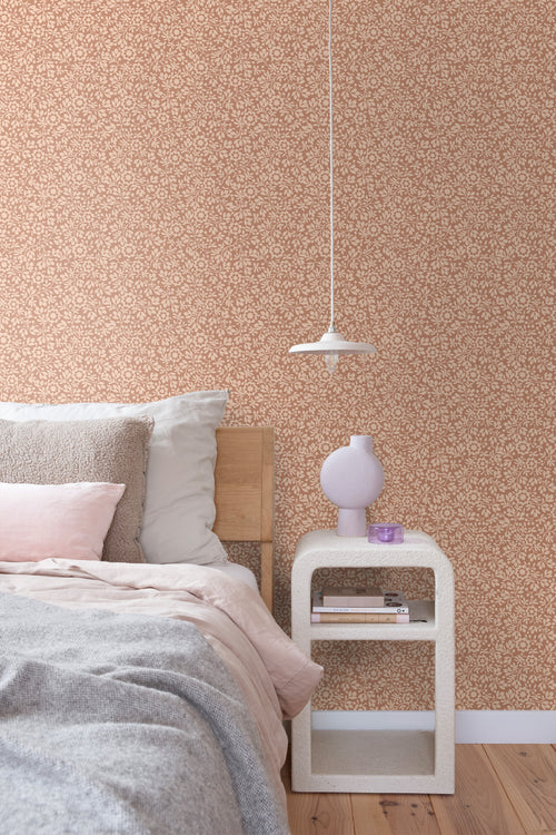 ESTAhome behang bloemetjes licht terracotta - 50 x 900 cm - 131670 - vtwonen shop