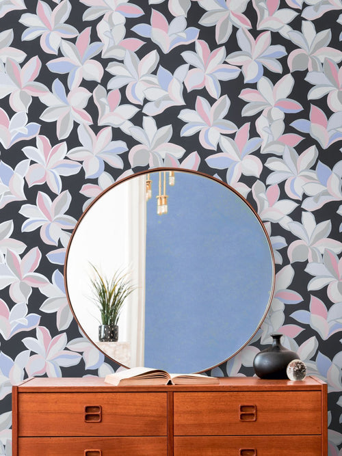 Livingwalls behang bloemmotief zwart, zilver, roze, blauw en wit - 53 cm x 10.05 m - AS-389081 - vtwonen shop