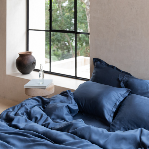 Coco & Cici - Tencel Sateen Dekbedovertrek 240 x 220 cm - 2 Persoons Beddengoed - Donker Blauw - Lyocell - Hypoallergeen & Extra Zacht - 2 - vtwonen shop