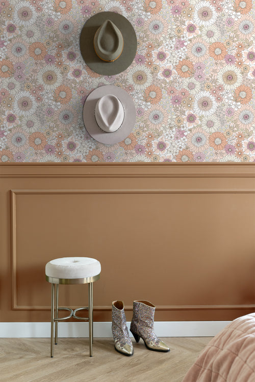 ESTAhome behang retro bloemen beige en roze - 50 x 900 cm - 131313 - vtwonen shop