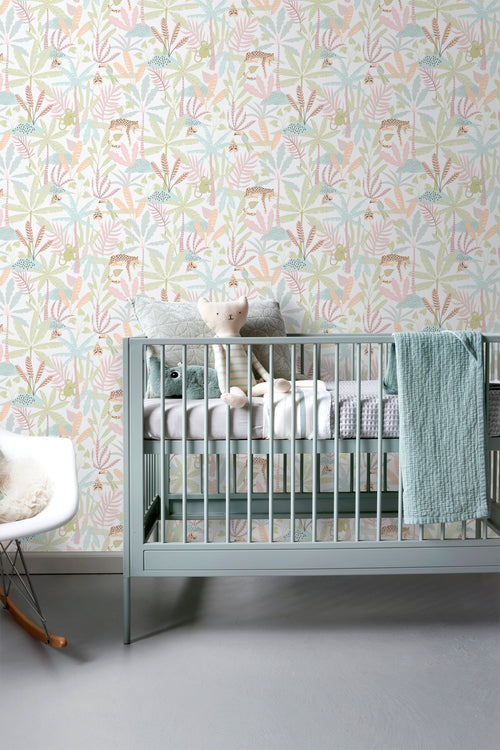 Sanders & Sanders behang jungle dieren groen, roze en blauw - 53 cm x 10.05 m - 640630