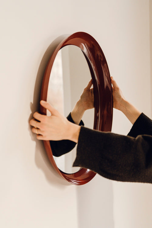 noo.ma ALLO Wandspiegel - Auburn Red - vtwonen shop