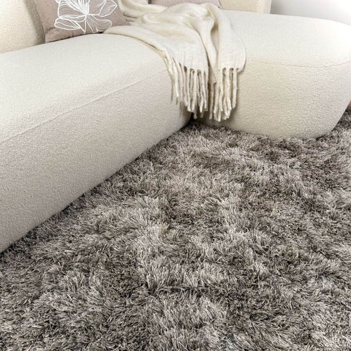 Hoogpolig vloerkleed Nika antraciet polyester - Interieur05 - 290 x 200 cm - vtwonen shop
