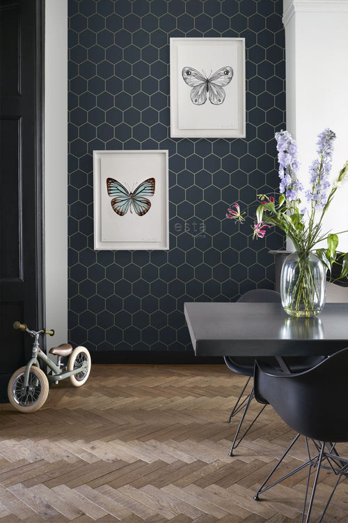 ESTAhome behang hexagon donkerblauw en goud - 53 cm x 10.05 m - 139237