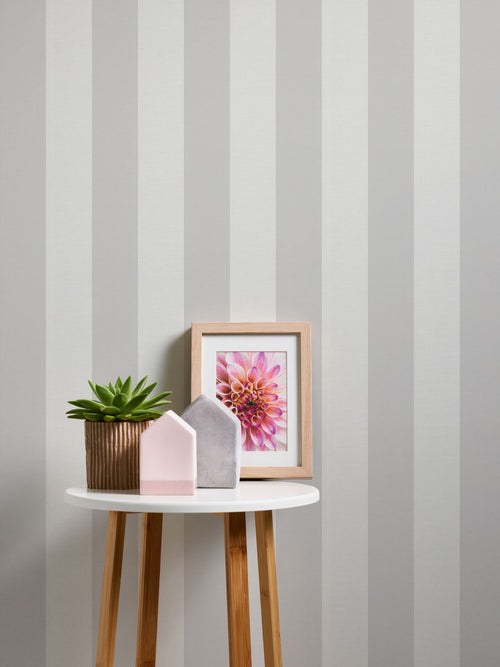 Livingwalls behang strepen groen grijs, crème en wit - 53 cm x 10.05 m - AS-314031 - vtwonen shop