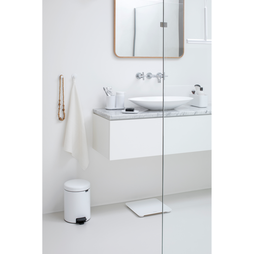 Brabantia ReNew Badkameraccessoire-set, zeepdispenser, tandenborstelhouder en schaal - White
