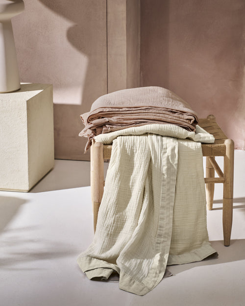 vtwonen Sprei Gentle Embrace - 260 x 240 cm - Zand