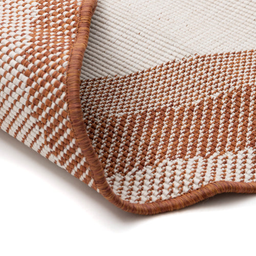 Interieur05 Organisch gevormd buitenkleed Loop Stone Roest - 200 x 290 cm
