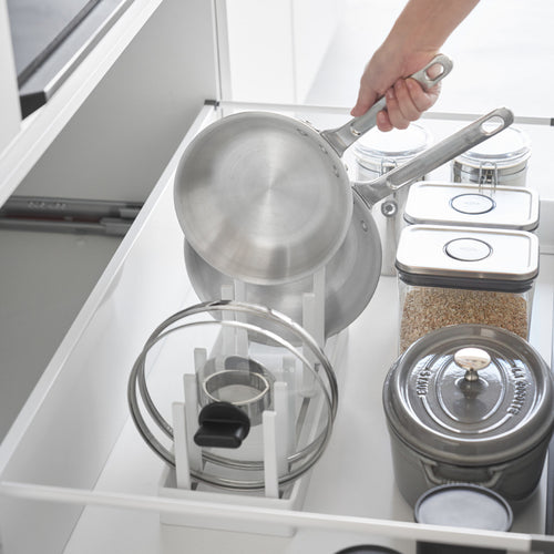 Yamazaki Tower Deksel & pannenhouder verstelbaar - Wit - vtwonen shop