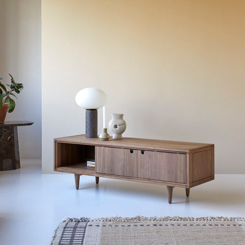 Tikamoon Massief notenhouten tv-meubel 140 cm - Donkerbruin - vtwonen shop