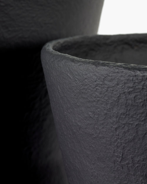 Serax Plantenpot L zwart Construct - vtwonen shop