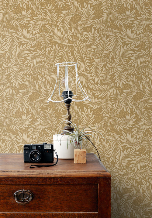 ESTAhome behang bladeren okergeel - 50 x 900 cm - 131145 - vtwonen shop