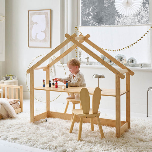 Petite Amélie Kindertafel huisje «Maison» – Naturel - Stevig grenenhout – voor peuters van 2–6 jaar – in hoogte verstelbaar - vtwonen shop