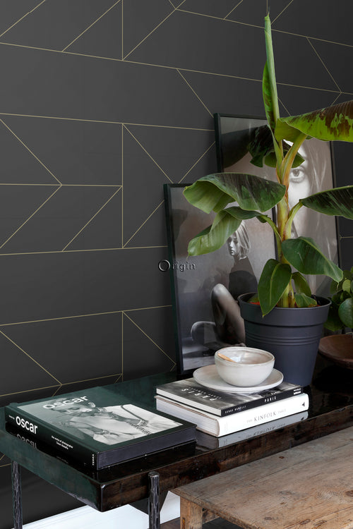 Origin Wallcoverings behang grafische lijnen zwart en goud - 0,53 x 10,05 m - 347726 - vtwonen shop