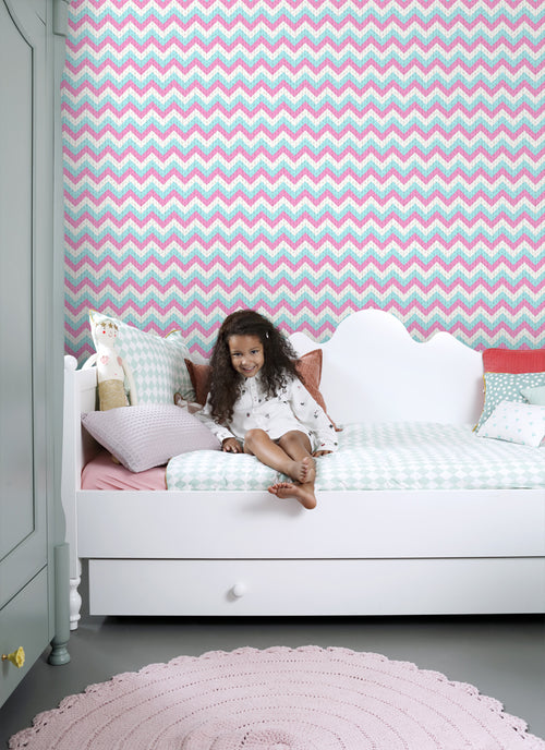 ESTAhome behang zigzag motief turquoise en roze - 53 cm x 10.05 m - 138136