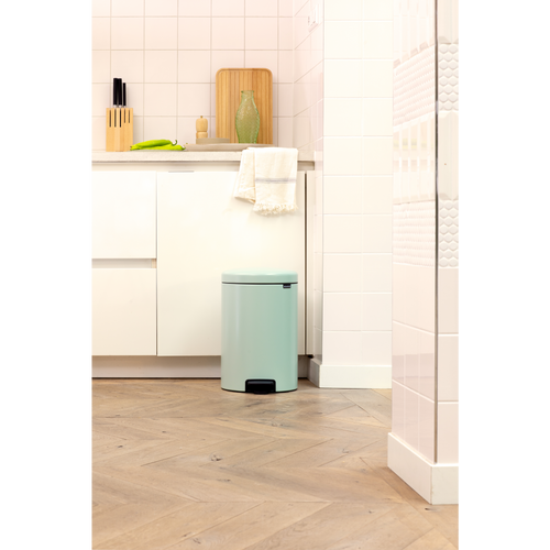 Brabantia NewIcon Pedaalemmer, 12 liter, kunststof binnenemmer - Jade Green