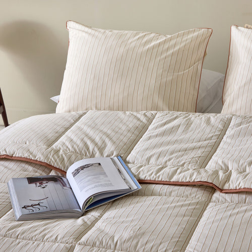 Walra - Dekbed zonder overtrek Whimsy Lines - 240x220 cm - Off White