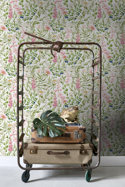 ESTAhome behang veldbloemen multicolor op wit - 50 x 900 cm - 131055 - vtwonen shop