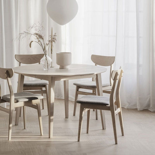 Rowico Home Rodham Houten Eetkamerstoel Whitewash - Lichtgrijze Stof - vtwonen shop