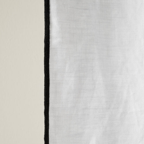 Madura Gordijn Carlina puur witte en zwarte hommel 200x280 cm