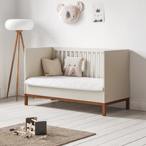 Petite Amélie Babybed dat met je meegroeit SOIE - 70x140 cm - Spaanplaat - mushroom