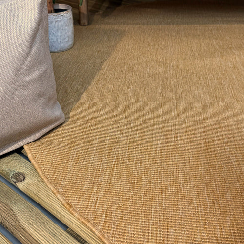 Rond buitenkleed Tone geel/okergeel - Interieur05 - 240 x 240 cm - vtwonen shop