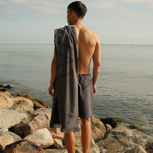 WAY strandlaken - 100 x 220 cm - Charcoal