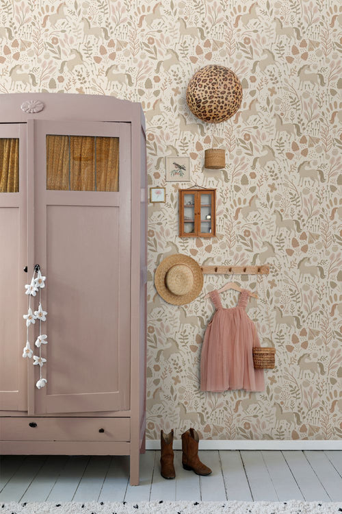 ESTAhome behang unicorns beige en terracotta roze - 53 cm x 10.05 m - 139806