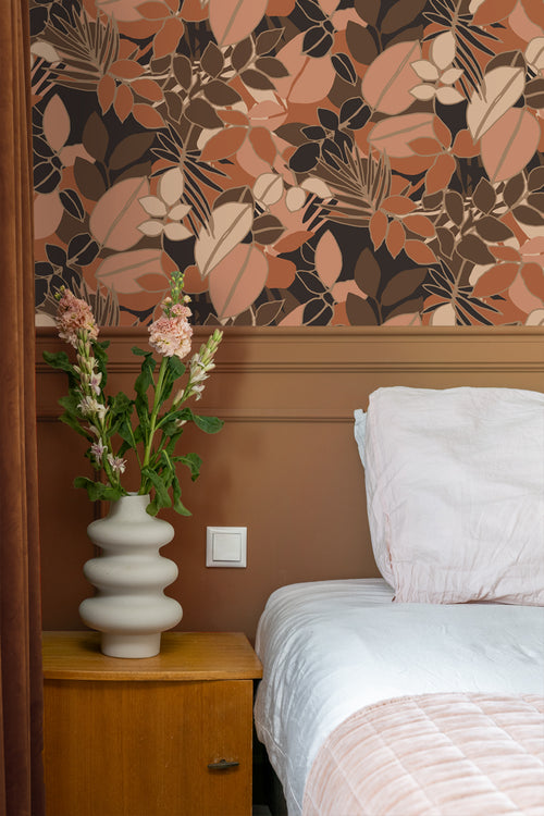 ESTAhome behang bladeren terracotta roze, bruin en zwart - 50 x 900 cm - 139850 - vtwonen shop