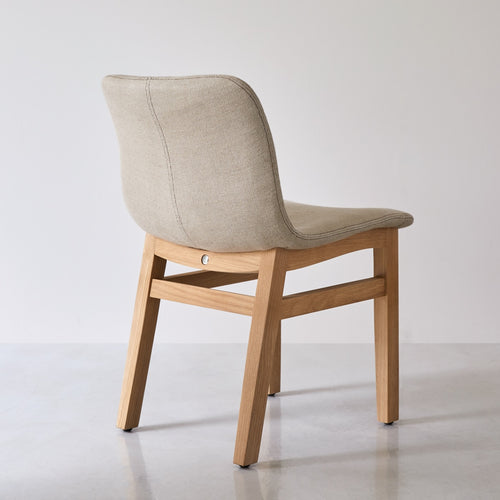 Tikamoon Stoel van eikenhout en linnen - Beige - vtwonen shop